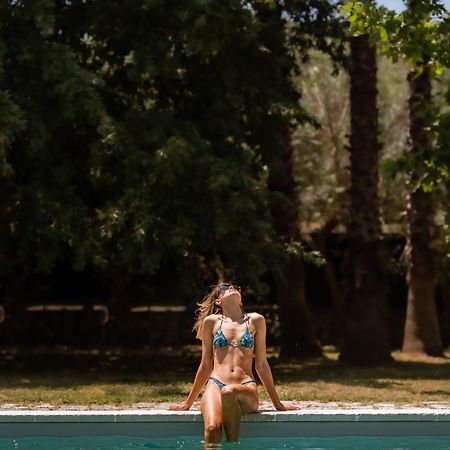 Villa Encantamiento - Dimora Gelsomino - Masseria Storica Nel Cuore Della Puglia Con Piscina Latiano Exterior foto