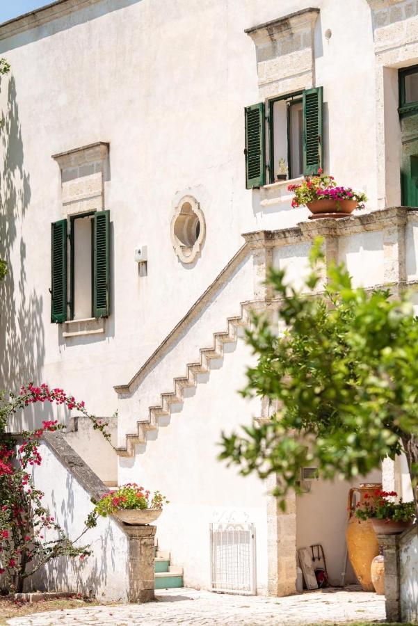 Villa Encantamiento - Dimora Gelsomino - Masseria Storica Nel Cuore Della Puglia Con Piscina Latiano Exterior foto