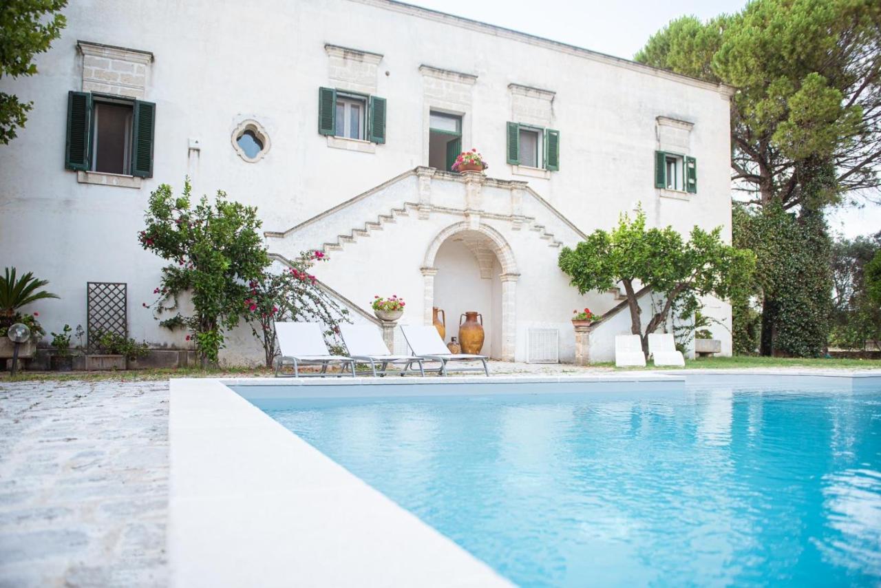 Villa Encantamiento - Dimora Gelsomino - Masseria Storica Nel Cuore Della Puglia Con Piscina Latiano Exterior foto